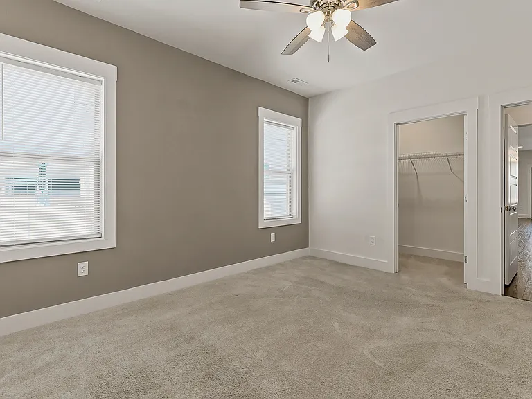 6260 Taylor Rd — Photo 30