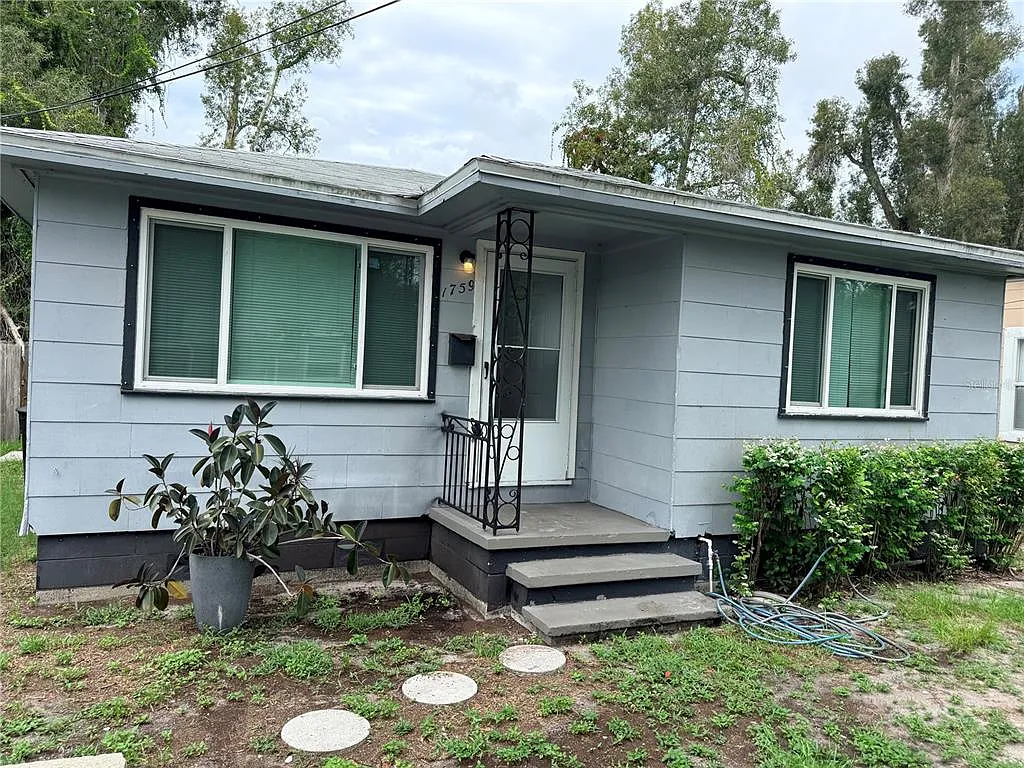 2 bed, 1.0 bath, 841 sqft, $1,400 — Photo 2