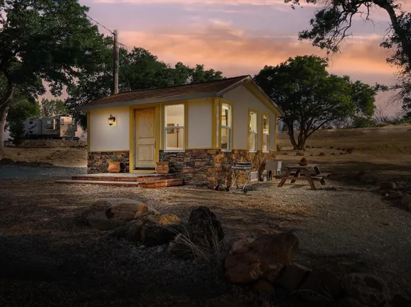 5535 Parrotts Ferry Rd, Murphys, CA 95247