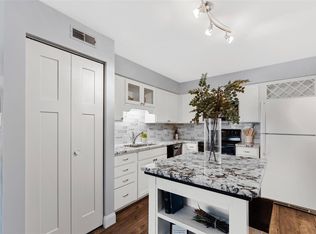 667 S Kirkwood Rd APT 201, Saint Louis, MO 63122