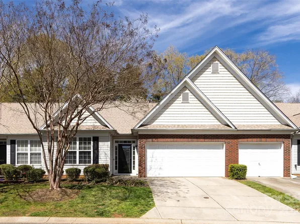 4416 Glenlea Commons Dr, Charlotte, NC 28216