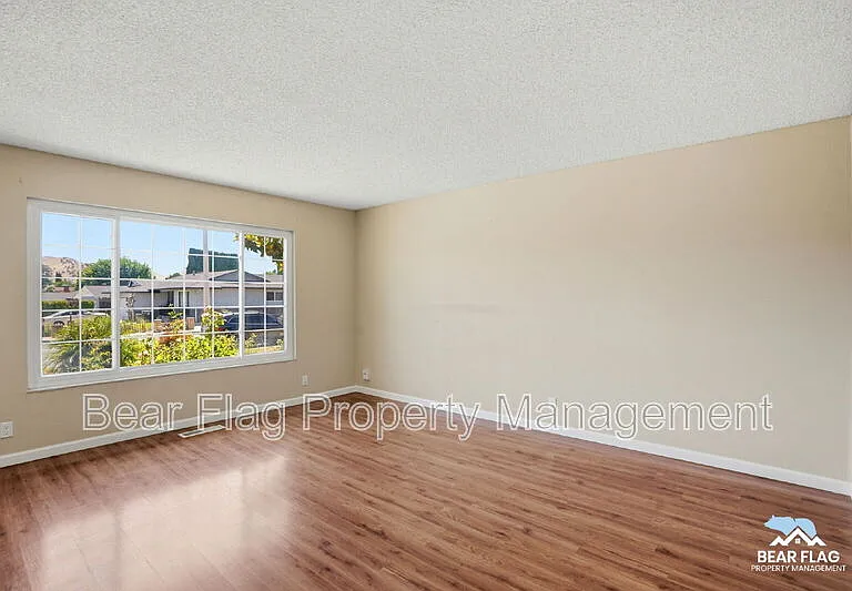 1312 Mission Dr — Photo 5