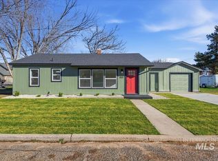 810 E 9 N, Mountain Home, ID 83647