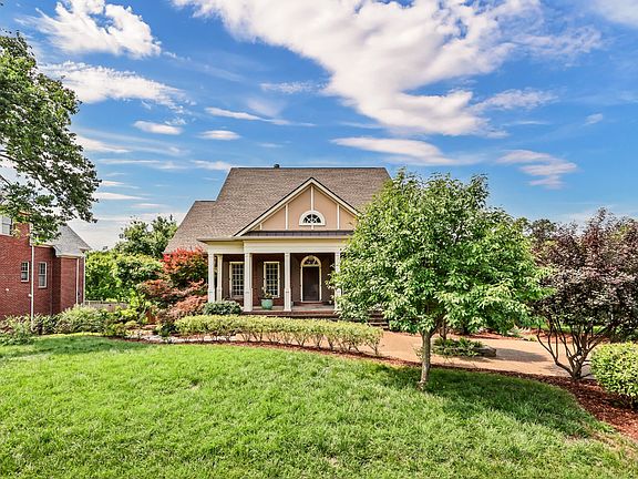 2nd image of 6252 Palomar Ct