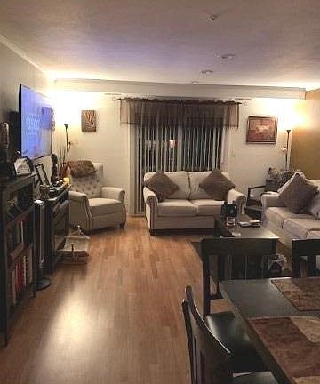 3rd image of 14 Juniper Ct
