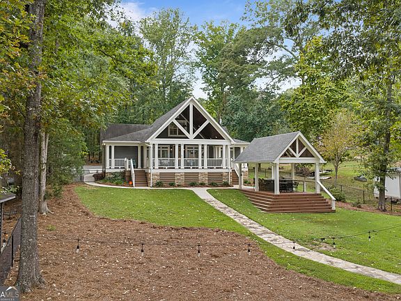 3rd image of 356 Possum Point Dr
