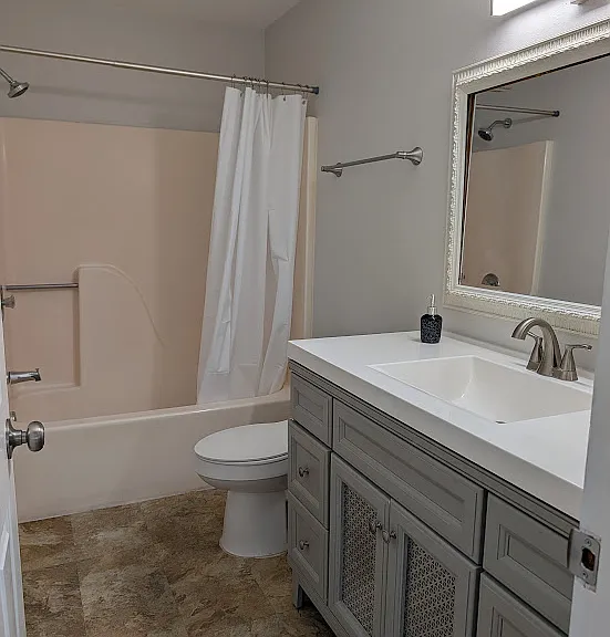 1821 Georgianna St — Photo 9
