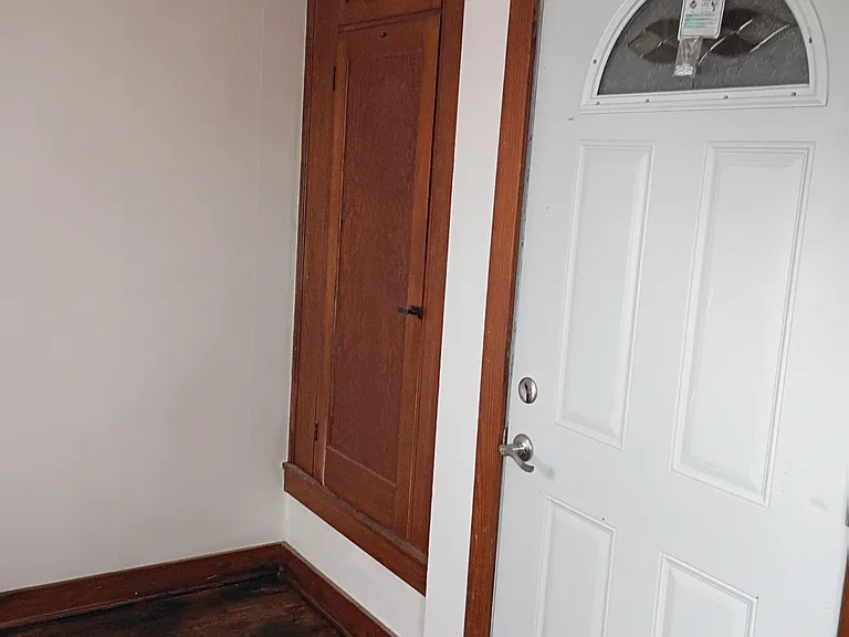 340 McClain Ave — Photo 4