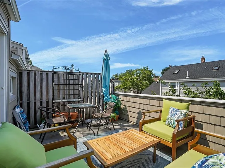 26 Narragansett Ave #4 — Photo 23