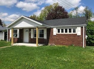 348 Prospect St, Baden, PA 15005