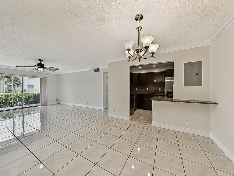 6447 Bay Club Dr #1 — Photo 11