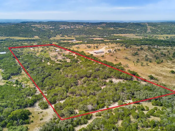 493 Lazy Valley, Comfort, TX 78013