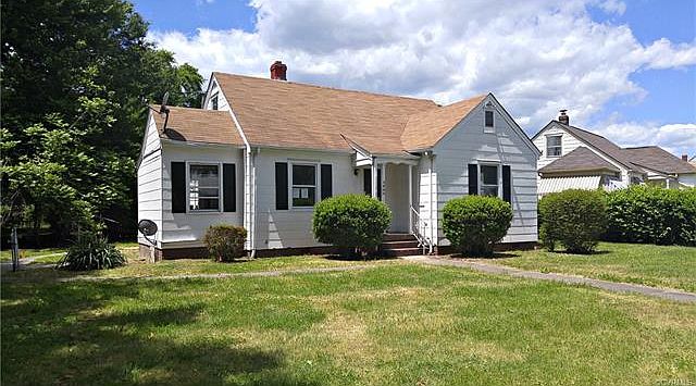1st image of 3804 Plymouth Dr