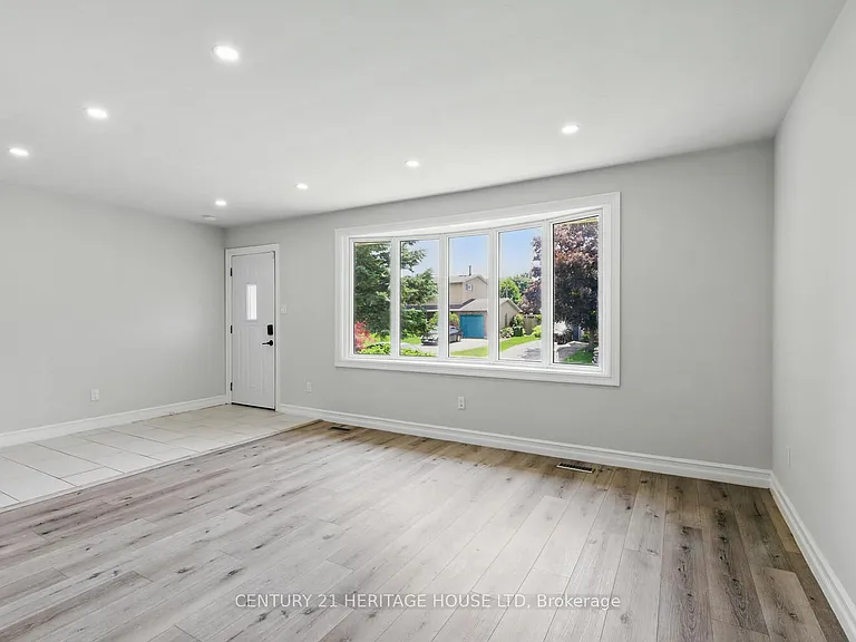 57 Vanbuskirk Dr — Photo 6