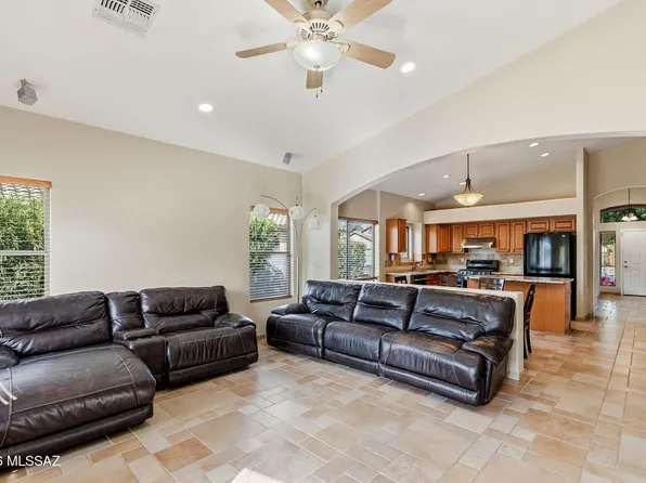 7473 N Clemens Way, Tucson, AZ 85743