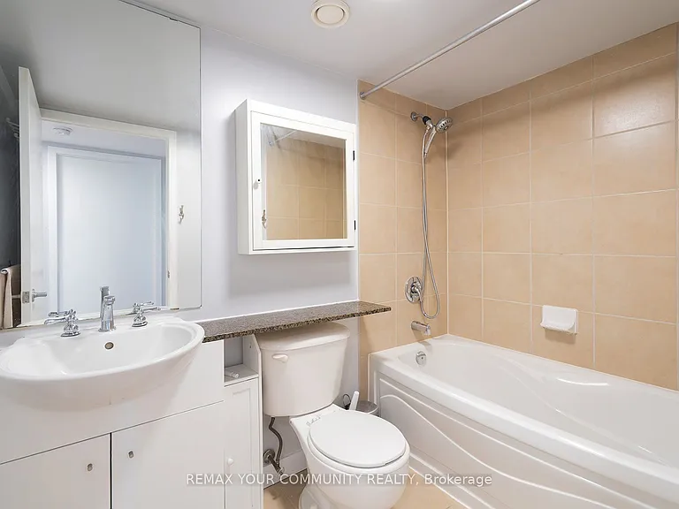 381 Front St W #2103 — Photo 21