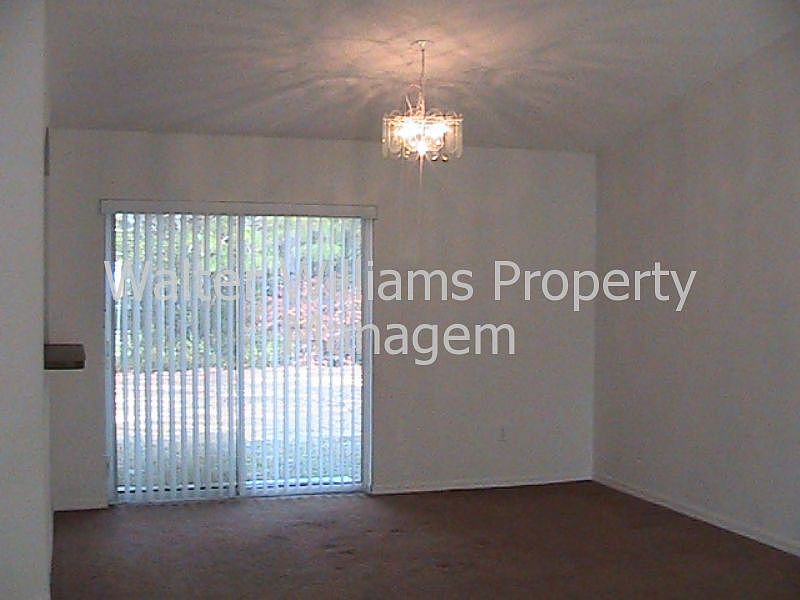 2nd image of 46 Birchwood Dr