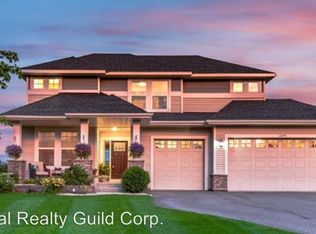 9100 Sunnyvale Dr, Chanhassen, MN 55317