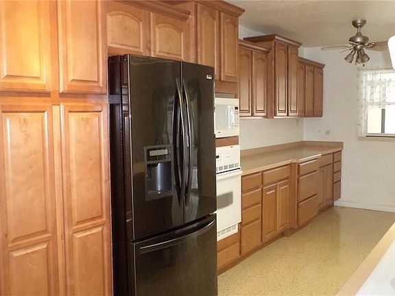 2nd image of 4719 W Oakellar Ave