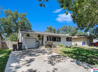1900 Connie Rd, Lincoln, NE 68502