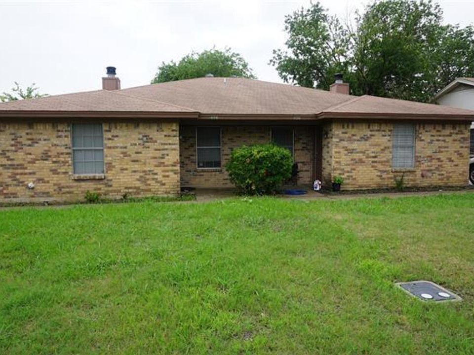 1st image of 698 Lantana Dr