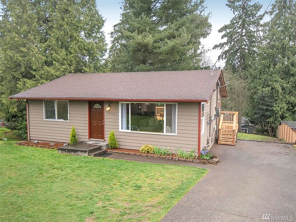 1st image of 15838 10th Ave NE