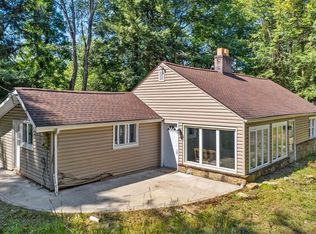 2701 Wildwood Rd, Allison Park, PA 15101