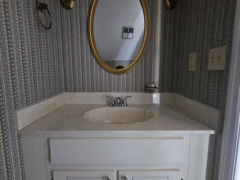 223 Rutledge Pl — Photo 8