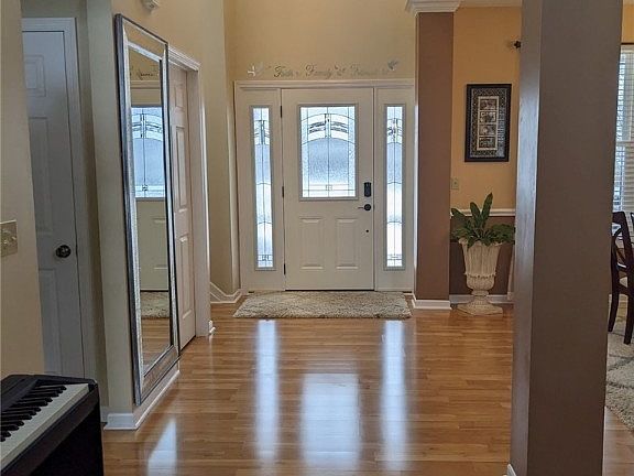 2nd image of 815 Gallo Dr