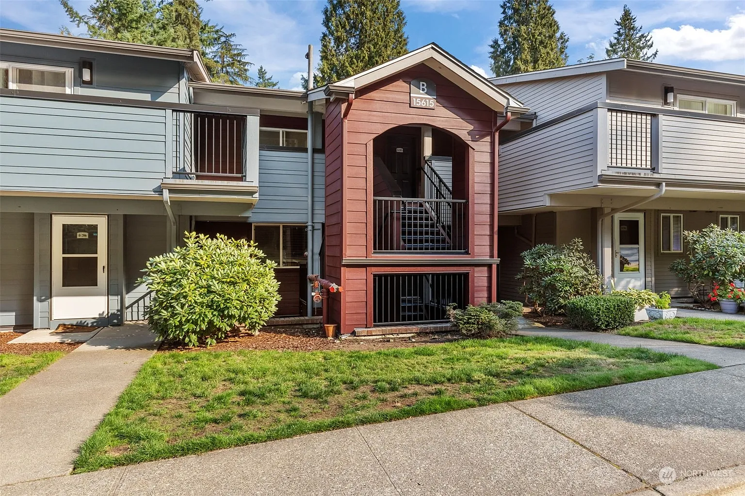 15615 Waynita Way NE #B106 photo 1
