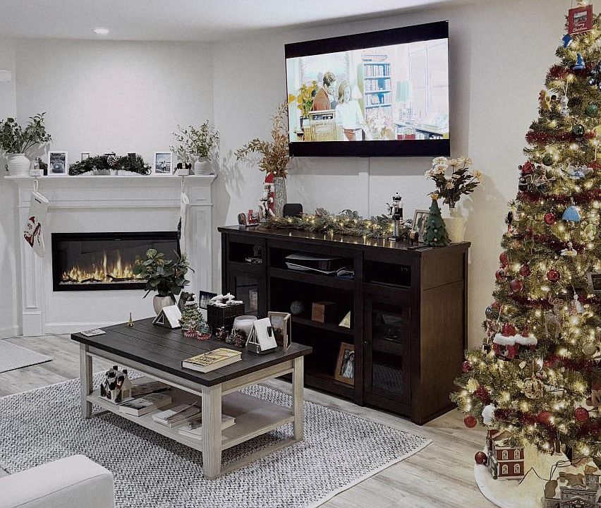 1st image of 377 Mandarin Dr APT 201