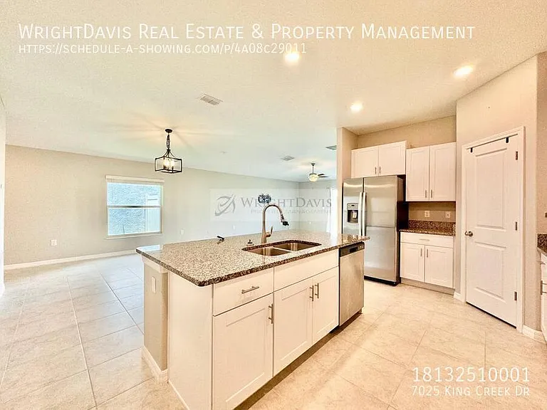 7025 King Creek Dr — Photo 7