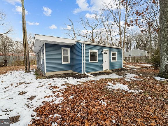 2nd image of 118 Canary Rd