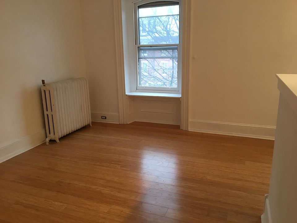 Living Room NW