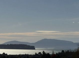 8450 Treevue Rd, Blaine, WA 98230