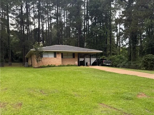 2917 Neal Dr, Pineville, LA 71360