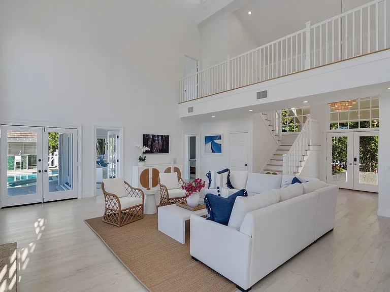 1635 S Highway A1A — Photo 12