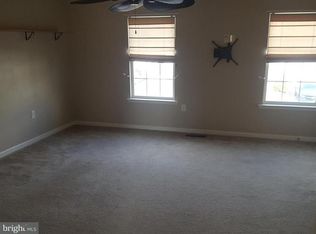 49 Venetian Ct, Hedgesville, WV 25427