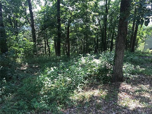2nd image of Leatherwood Dr