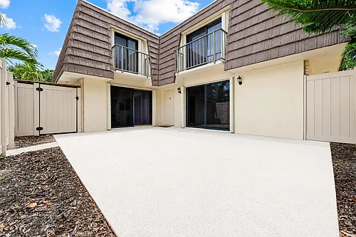 7424 74th Way Photo 1 7424 74th Way Photo 1