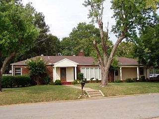 1st image of 1209 E 2nd St