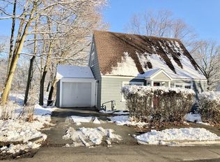 7 Harwich St, Worcester, MA 01607