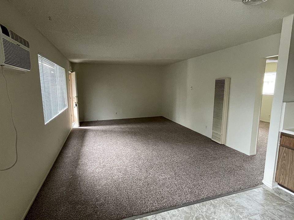 2nd image of 10404 Western Ave