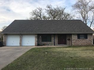 5934 Cornell Dr, Bartlesville, OK 74006