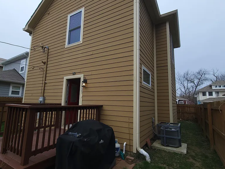 3123 Broadway St — Photo 4