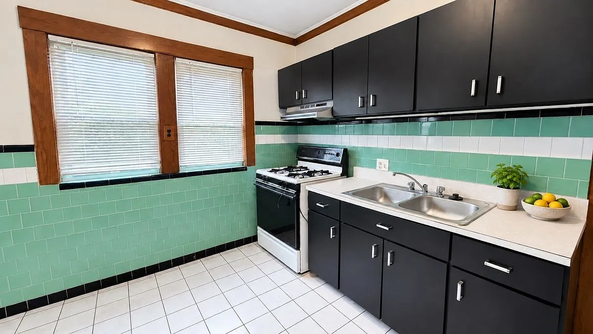 1 bed, 1.0 bath, 720 sqft, $2,200 — Photo 3
