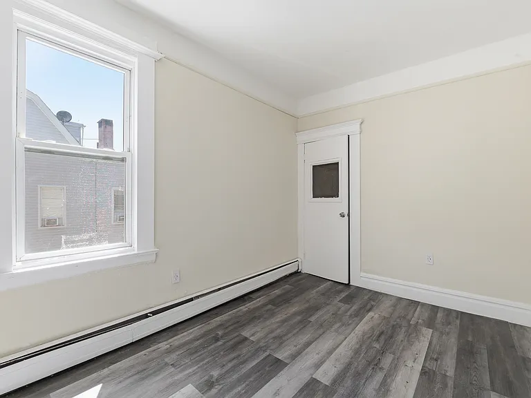 478-480 Summer Ave #2 — Photo 14