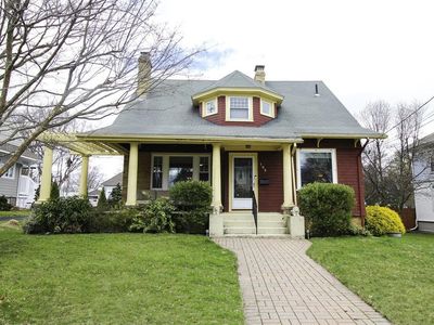 102 Woodland Rd, Woonsocket, RI, 02895