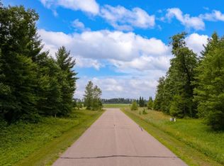 945 Clearview Ct, Plover, WI 54467