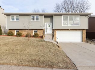 3510 35th St, Moline, IL 61265